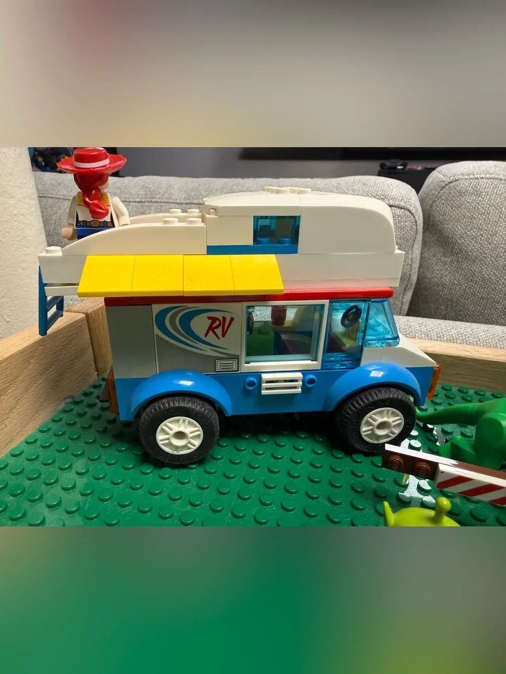 Complete LEGO 10769 Toy Story 4 RV Vacation